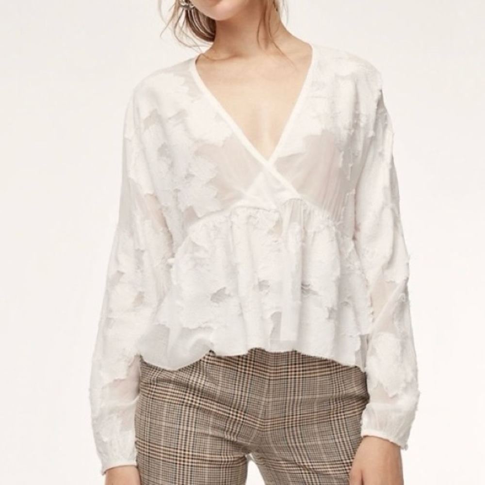Wilfred| Aritzia|Augustine Ivory Semi-Sheer Textured V-Neck Peplum Blouse Sz XXS